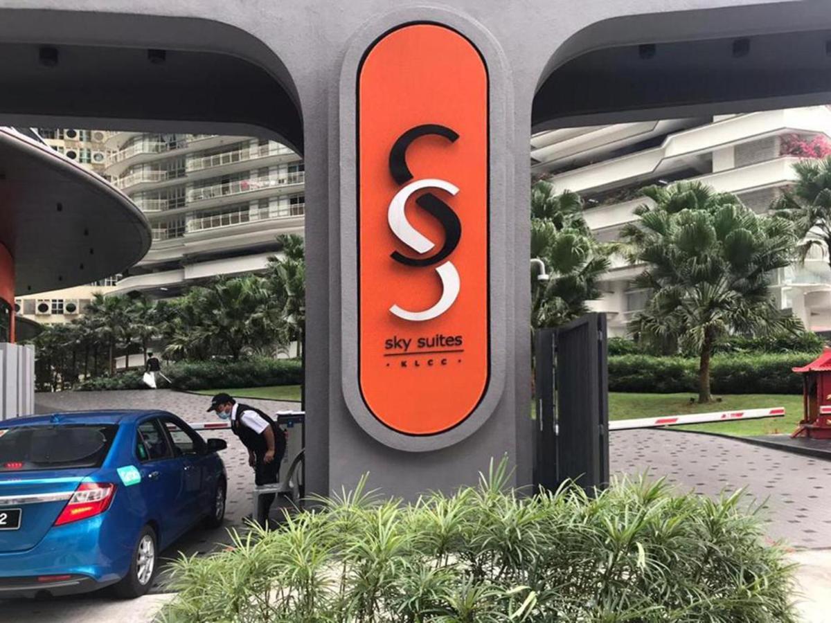 Sky Suites Klcc By Luna Kuala Lumpur Exterior photo